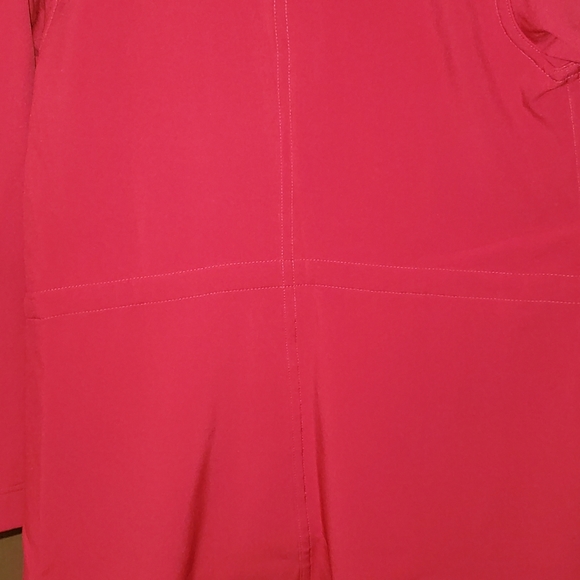 Red jacket - Picture 3 of 5